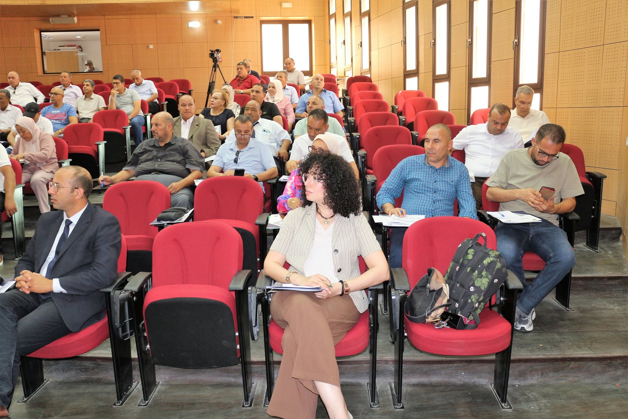 ندوة دراسية تمحورت حول  التصرف المستدام في النفايات: من التحديات الى الحلول المبتكرة